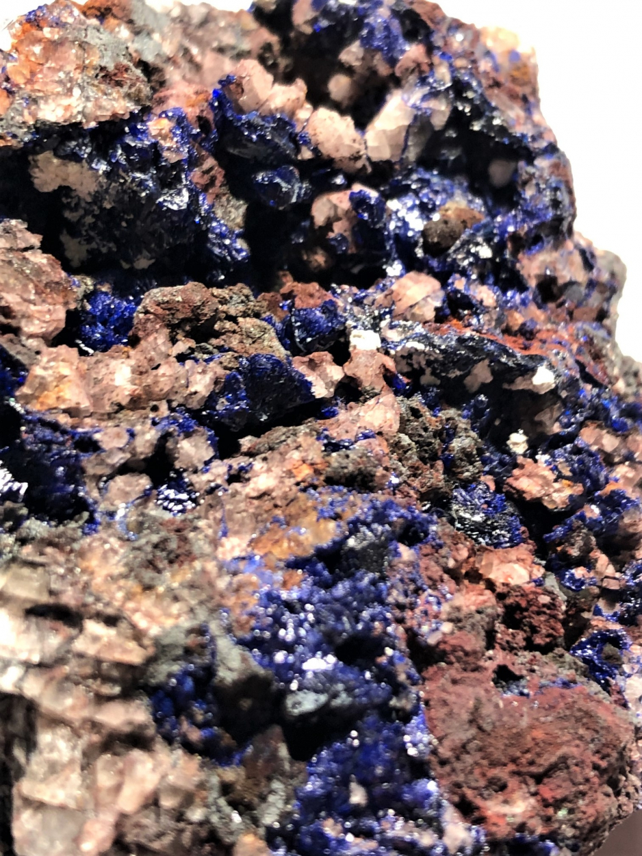 Azurite & Gearksutite On Fluorite & Goethite