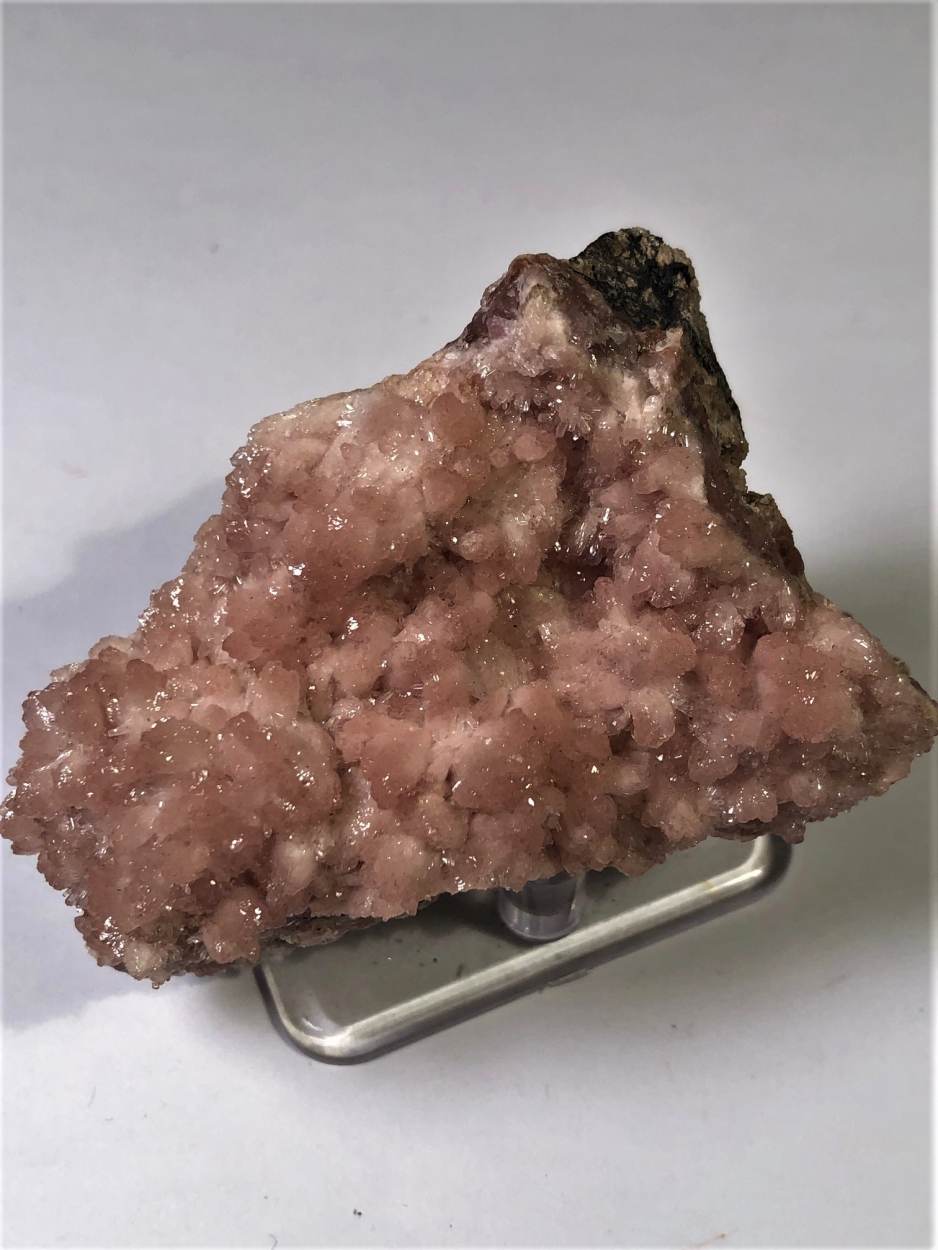 Olmiite & Calcite