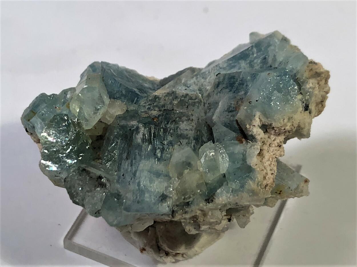 Beryl Var Aquamarine With Schorl