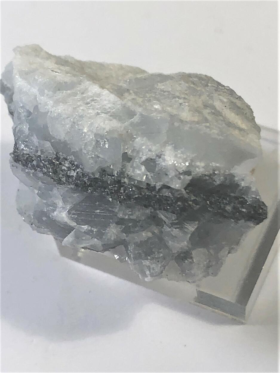 Graphite In Calcite