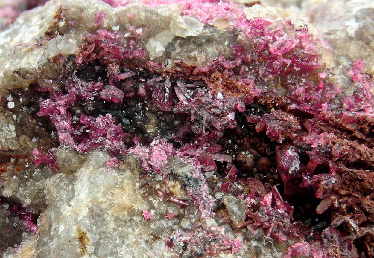 Roselite On Quartz