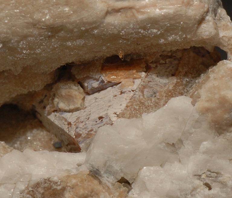 Kentbrooksite & Microcline