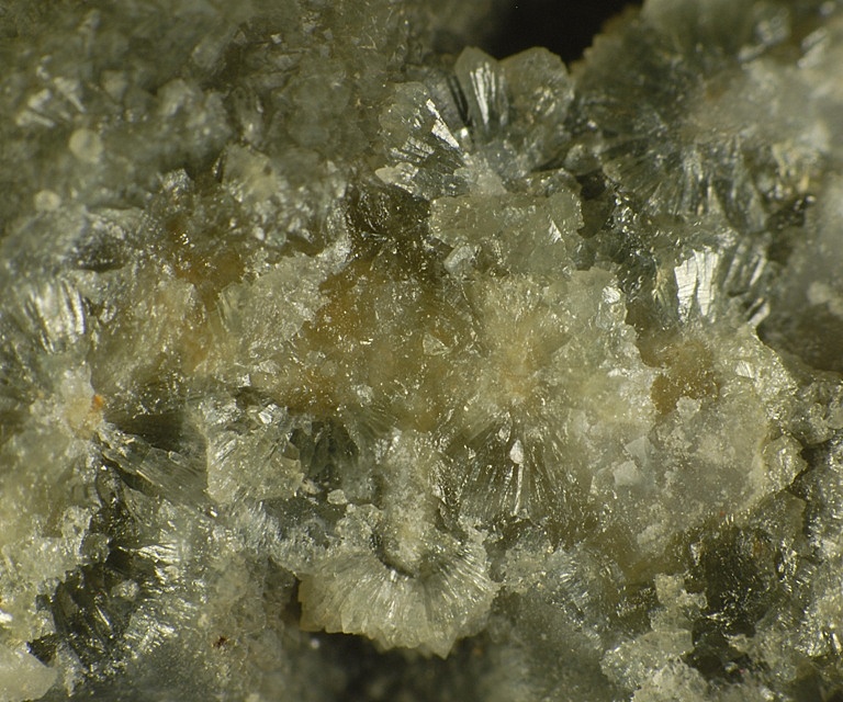 Mansfieldite