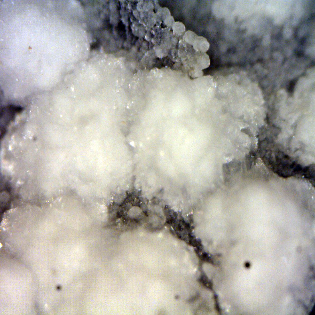 Hydromagnesite