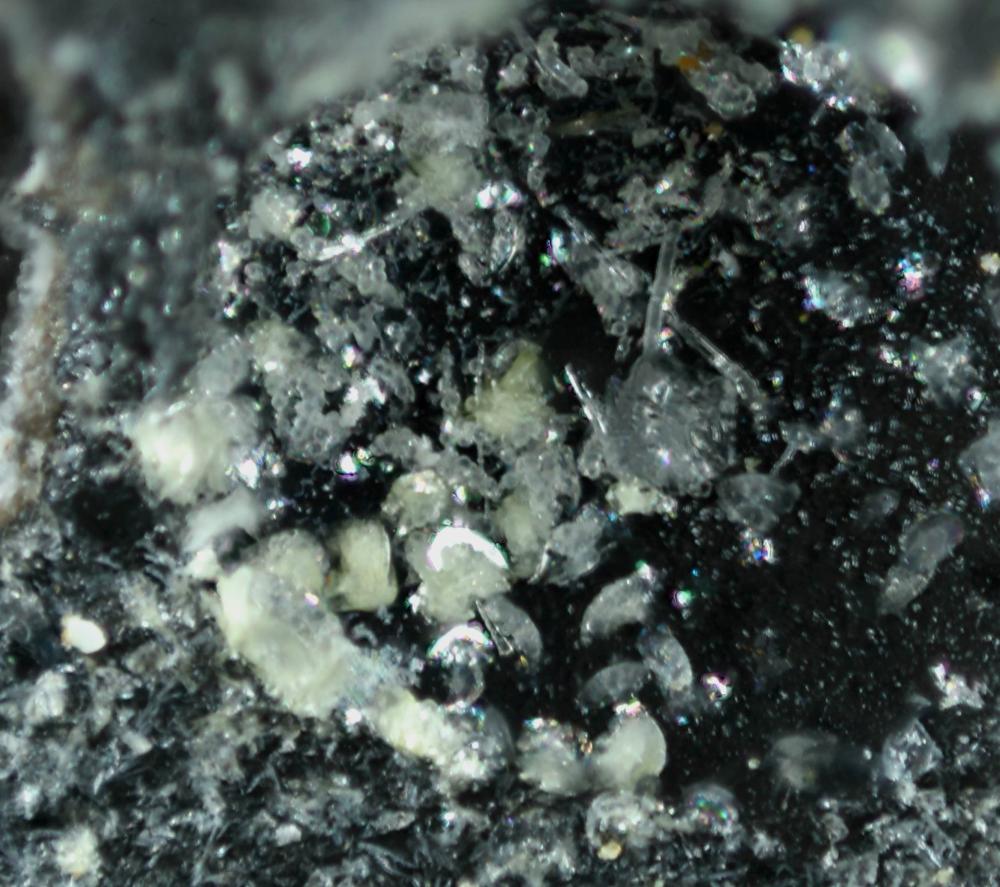 Ecdemite Var Heliophyllite