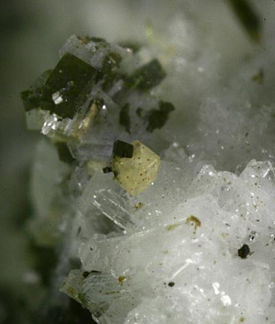 Peatite-(Y) & Ramikite-(Y) & Gobbinsite