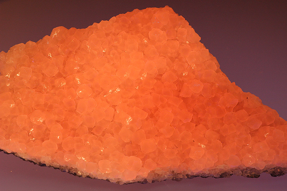 Manganoan Calcite