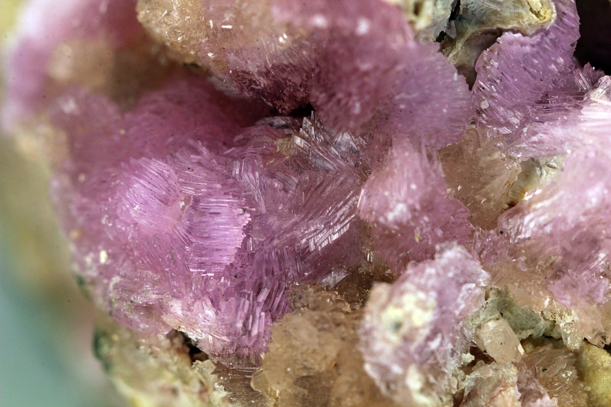Krautite & Villyaellenite