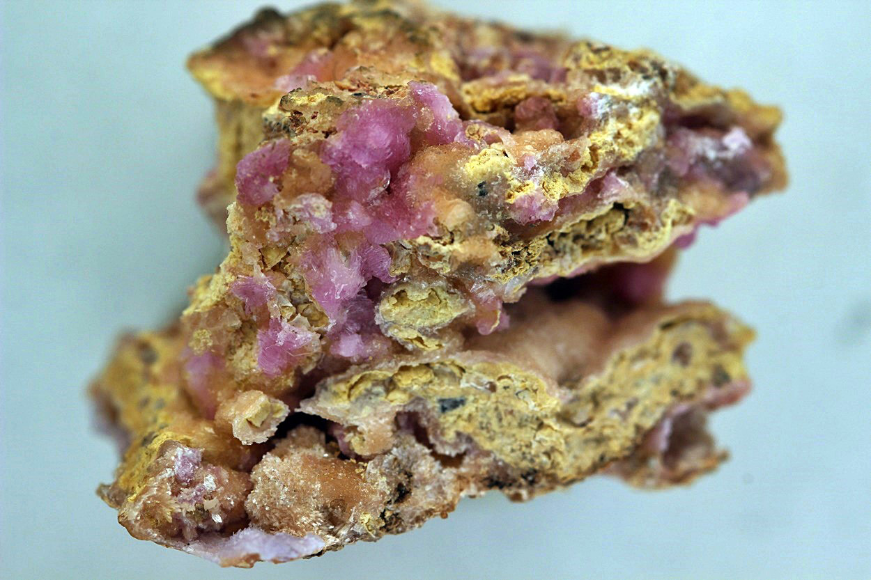 Krautite & Villyaellenite