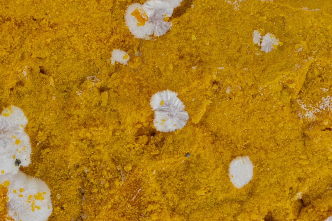 Para-alumohydrocalcite