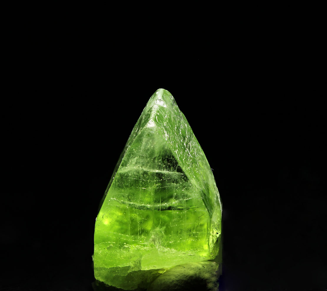 Forsterite Var Peridot