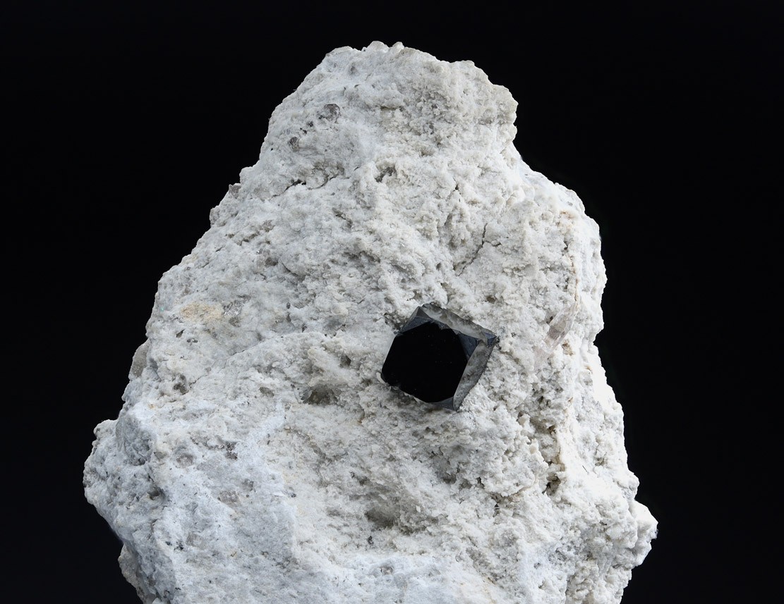 Bixbyite
