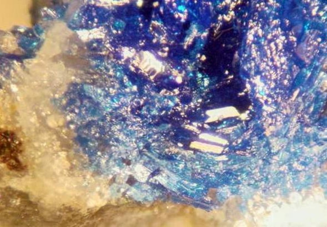 Teineite