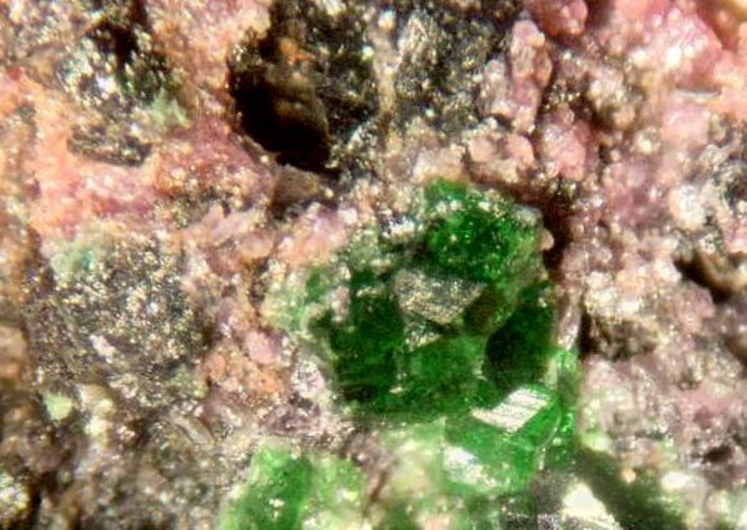 Uvarovite & Kämmererite