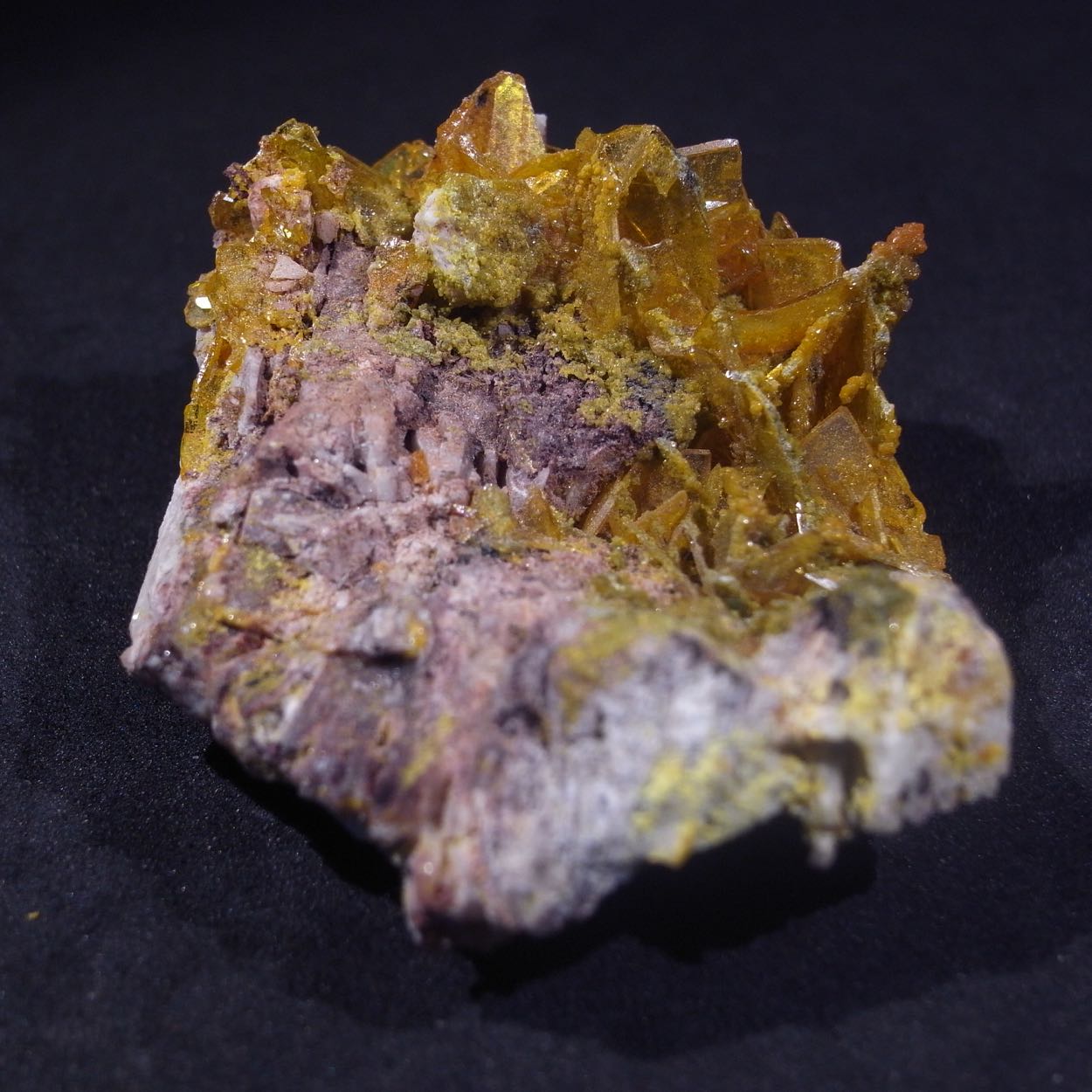 Wulfenite