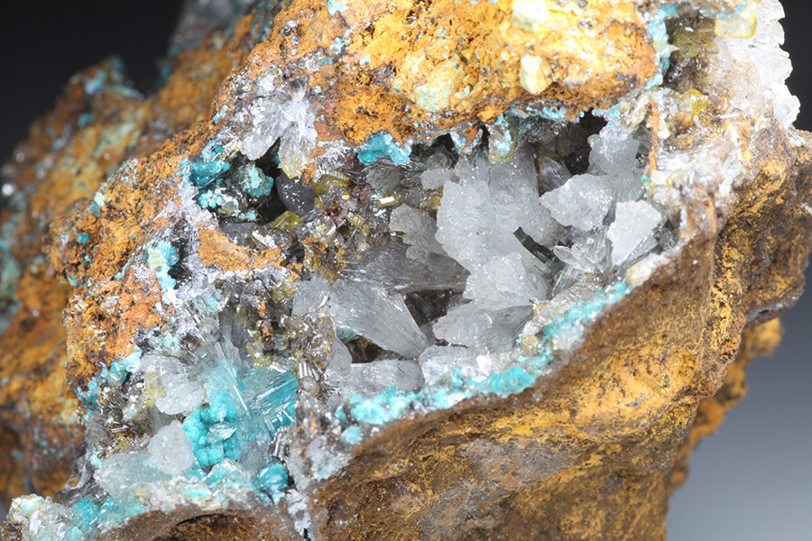 Aurichalcite Mimetite & Hemimorphite