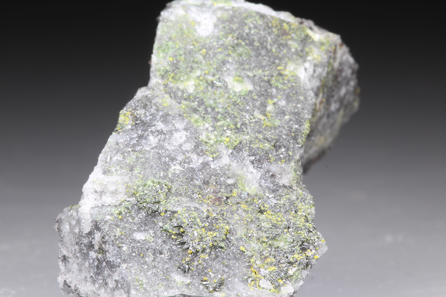 Lukrahnite & Olivenite