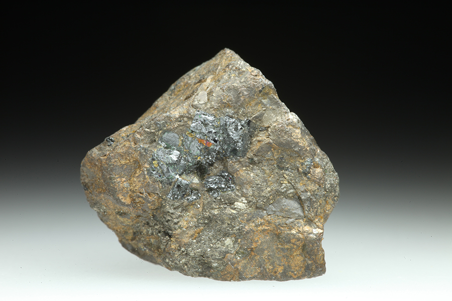 Eskolaite