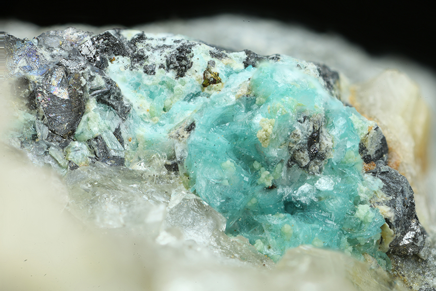 Bottinoite