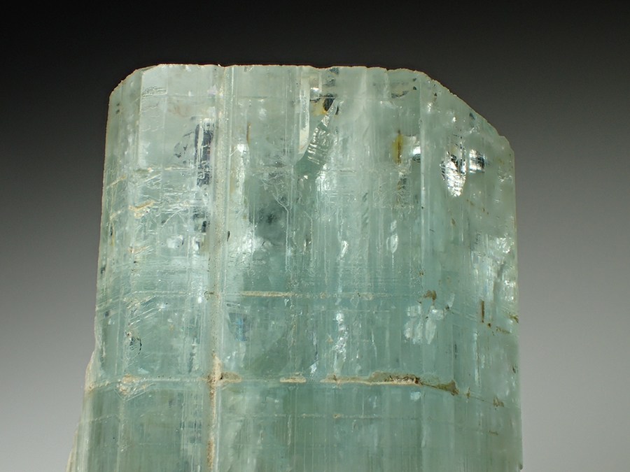 Beryl Var Aquamarine