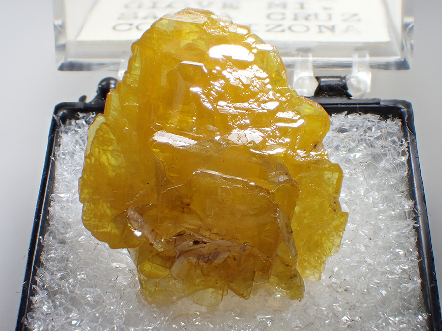 Wulfenite