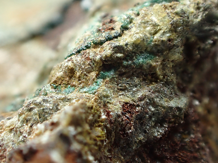 Widgiemoolthalite