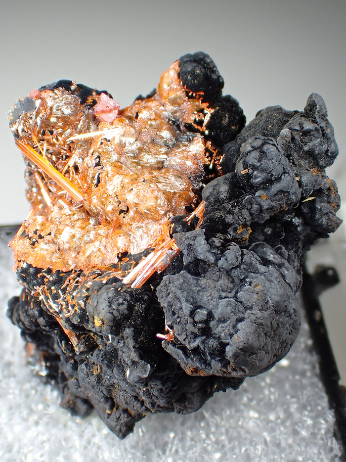 Crocoite & Goethite