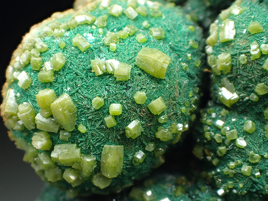 Pyromorphite & Malachite