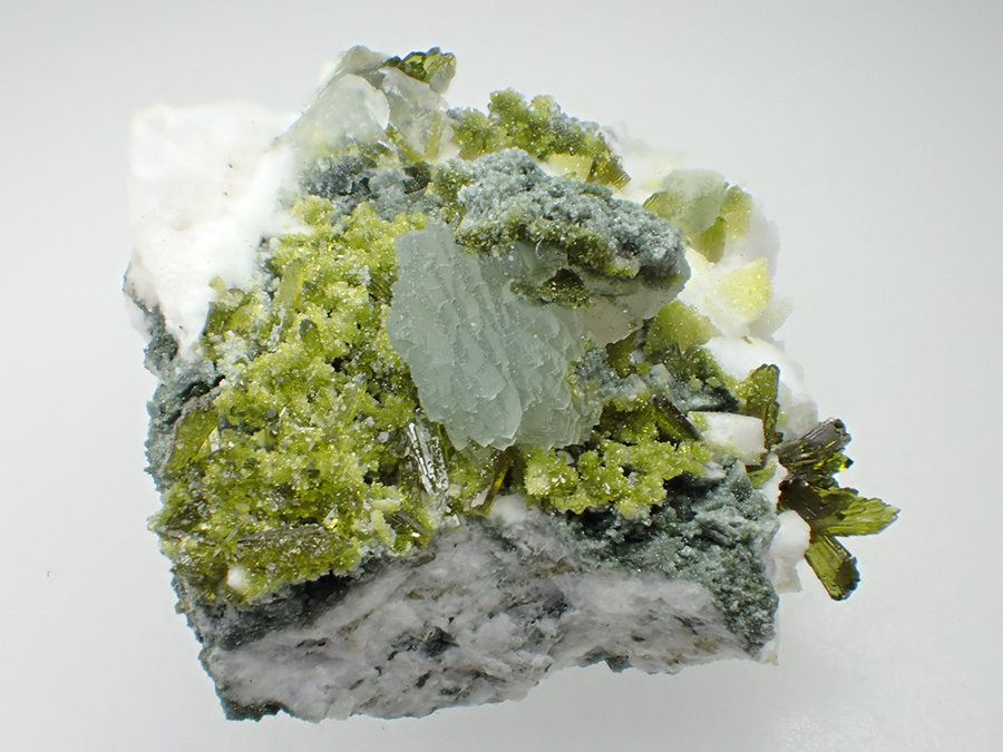 Epidote Prehnite & Adularia