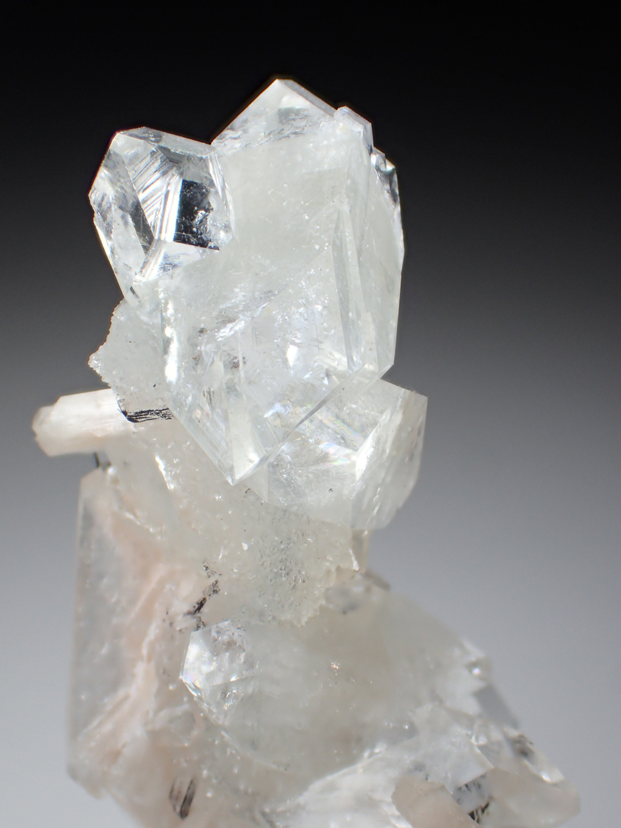 Apophyllite & Stilbite