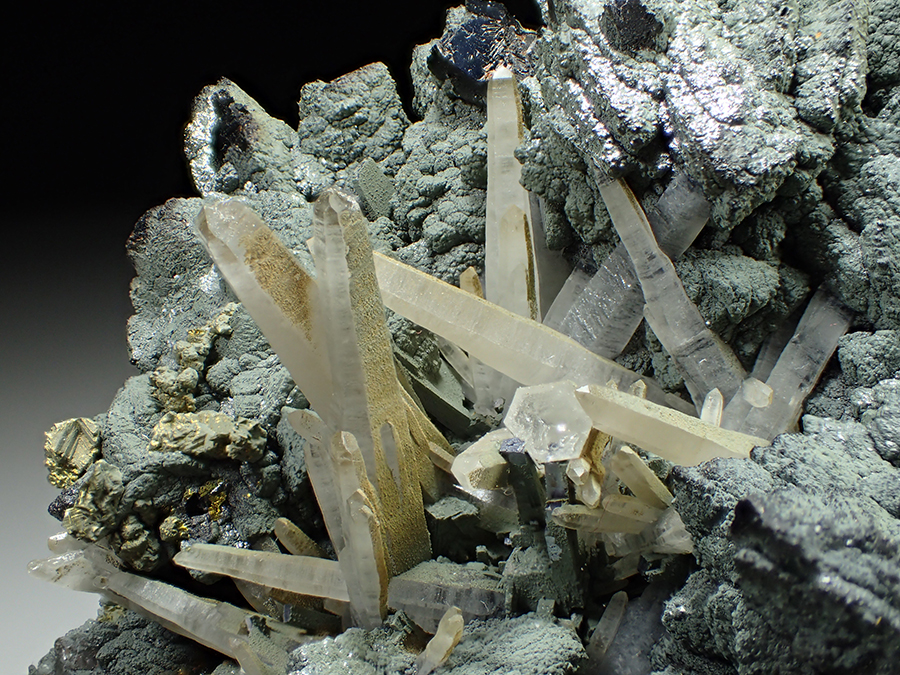 Sphalerite Quartz & Plumosite