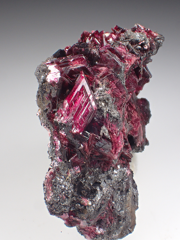 Erythrite