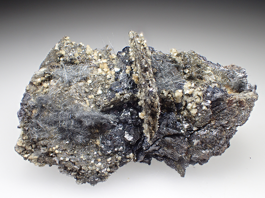 Boulangerite Sphalerite & Calcite