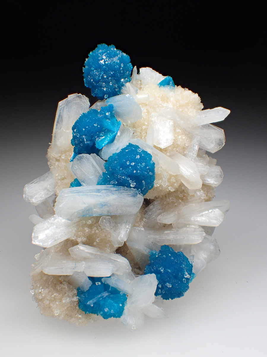 Cavansite & Stilbite & Heulandite