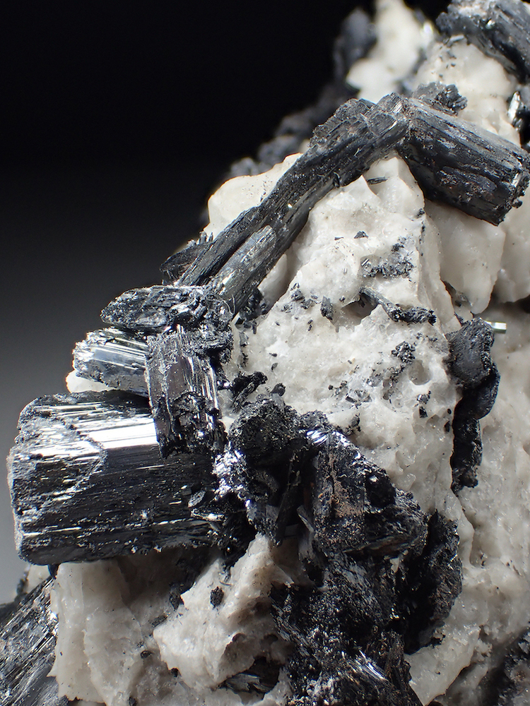 Manganite & Calcite