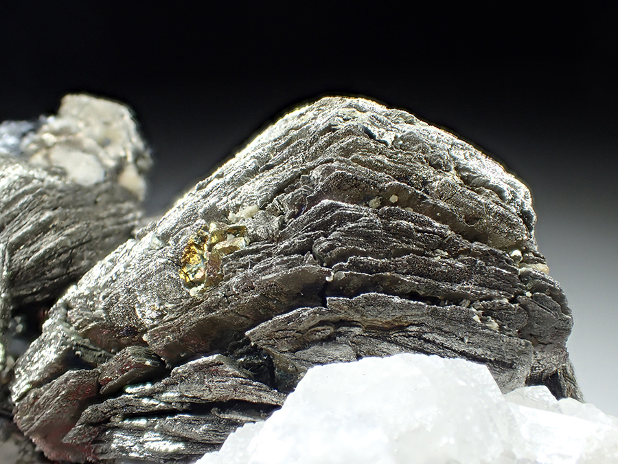 Pyrite Psm Psm Pyrrhotite & Calcite