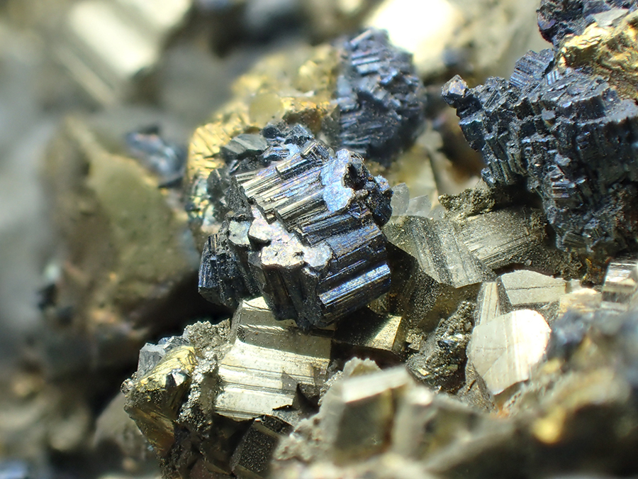 Bournonite & Chalcopyrite