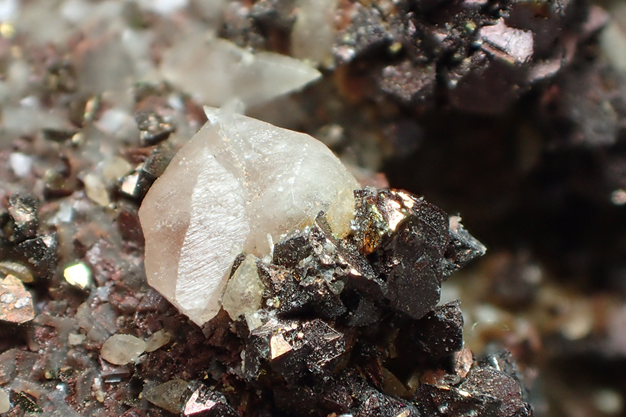 Chalcopyrite & Calcite