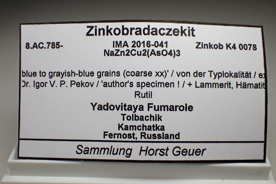 Zincobradaczekite