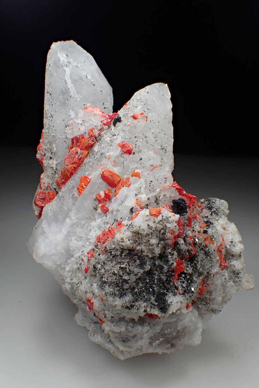 Realgar & Quartz