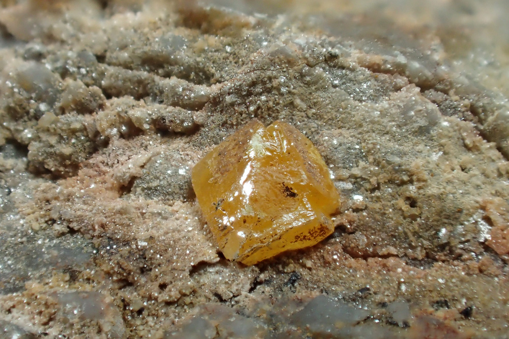 Wulfenite