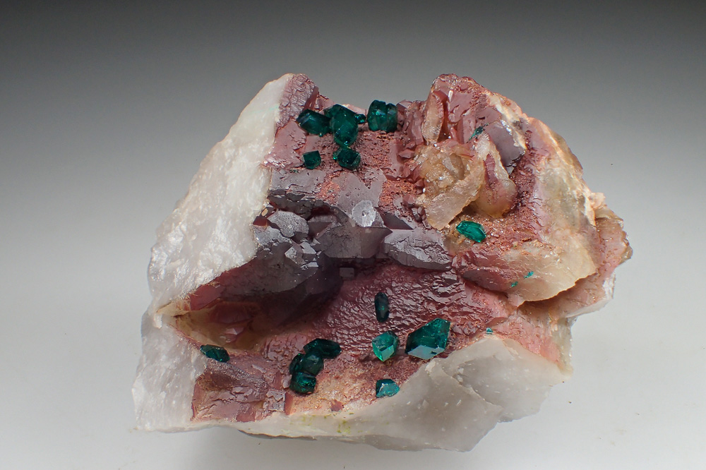 Dioptase & Quartz