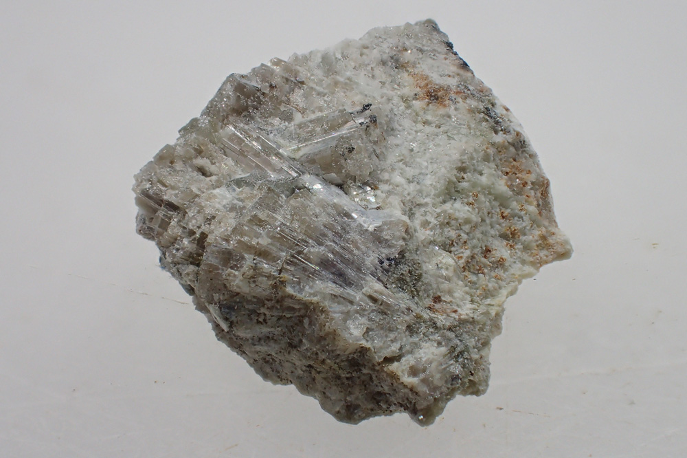 Fluorvesuvianite