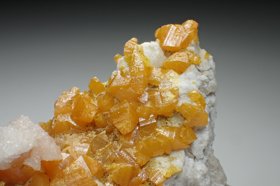 Wulfenite