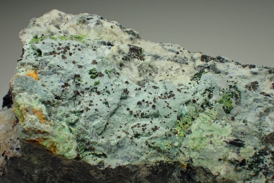 Hechtsbergite Namibite & Eulytine