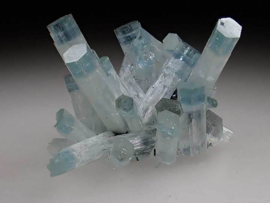 Beryl Var Aquamarine