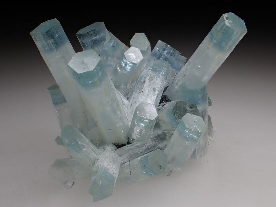 Beryl Var Aquamarine