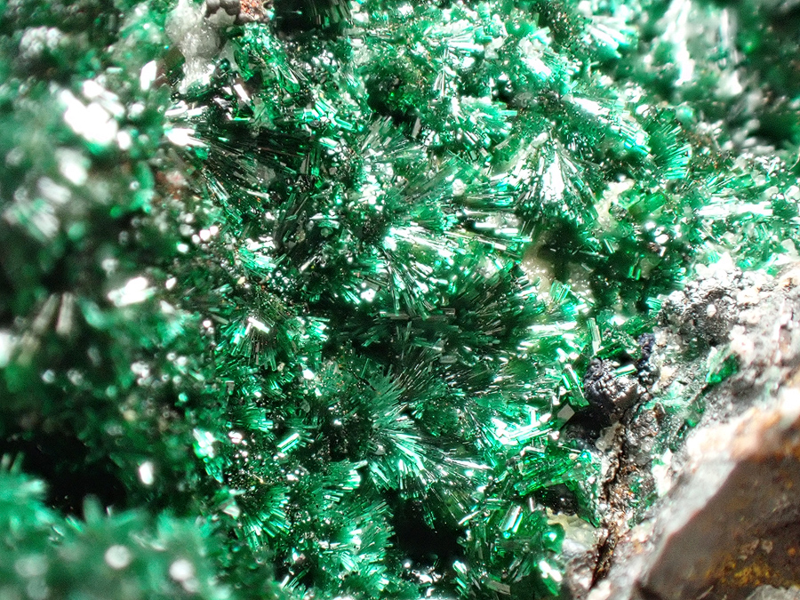 Brochantite