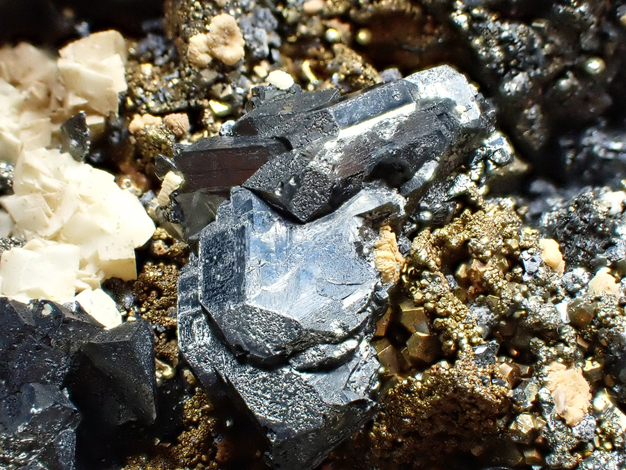 Tetrahedrite & Baryte