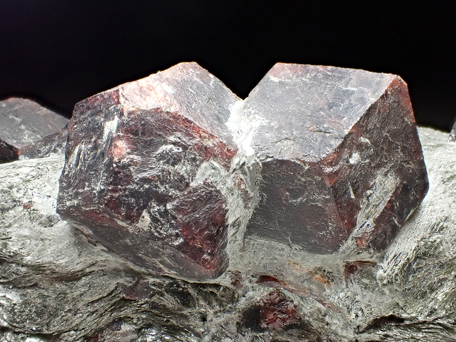 Garnet Var Almandine